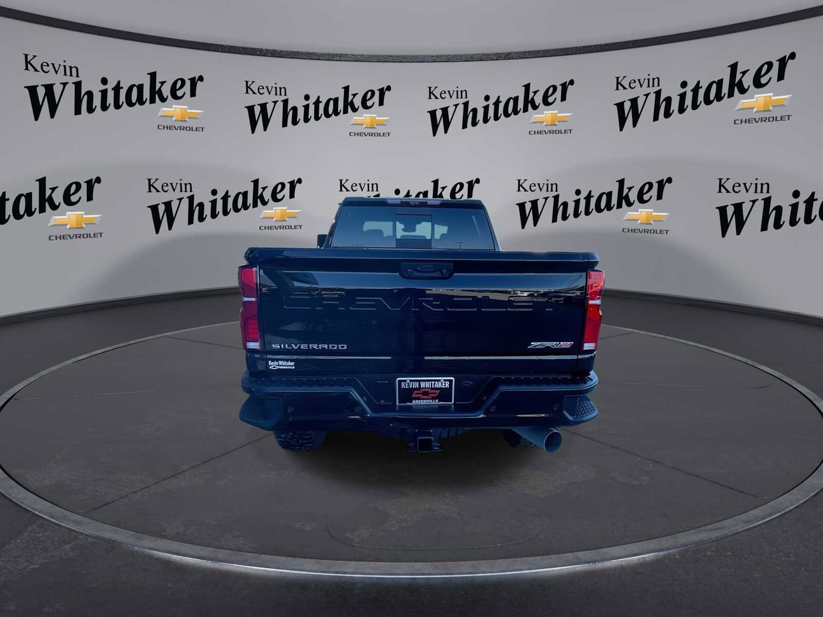 Used 2025 Chevrolet Silverado 2500 ZR2 w/ Technology Package image 7