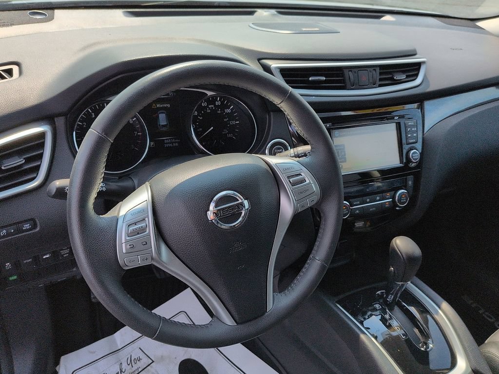 Used 2015 Nissan Rogue SL FWD image 9