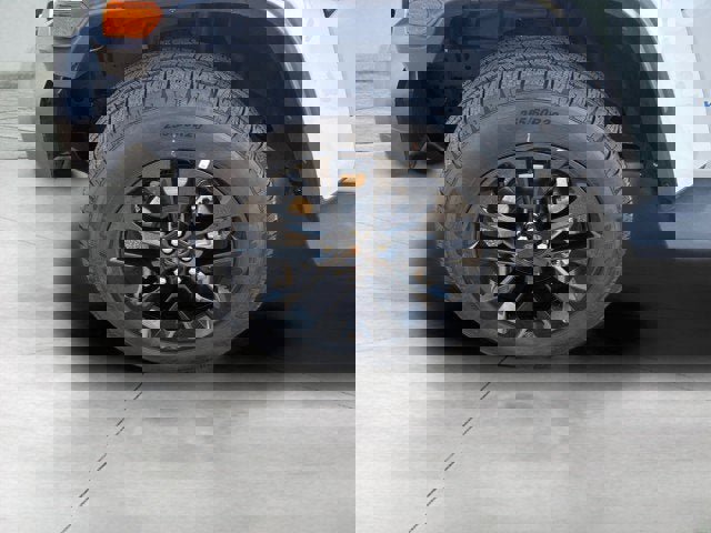 Used 2025 Jeep Wrangler Sahara 4xe image 9