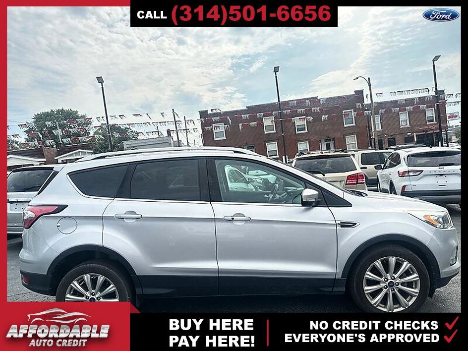 Used 2017 Ford Escape Titanium FWD image 6