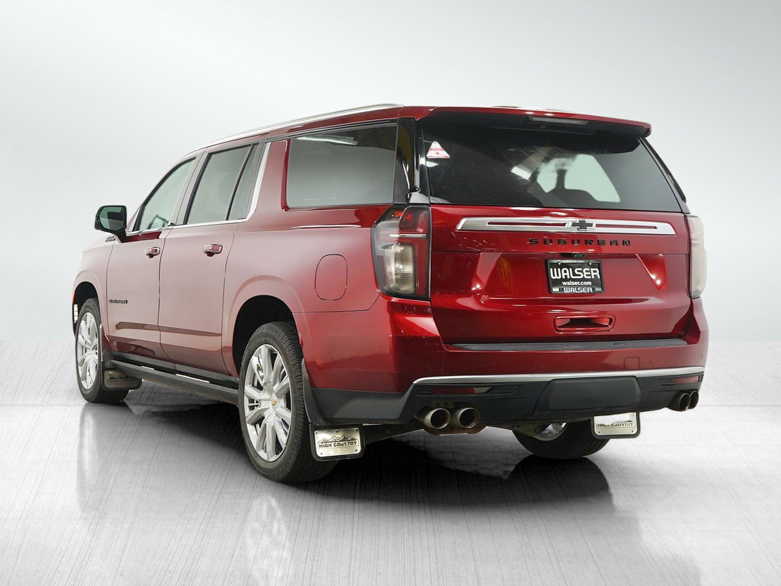 Used 2021 Chevrolet Suburban High Country w/ Premium Package AWD/4WD image 3