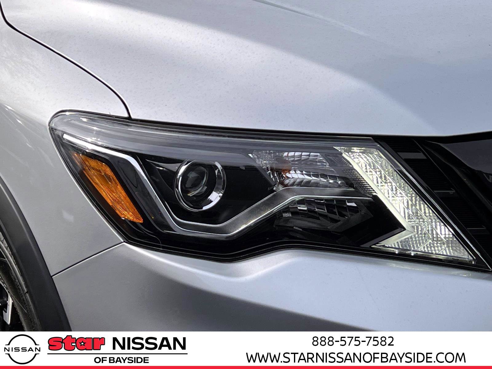 Used 2020 Nissan Pathfinder SL image 8