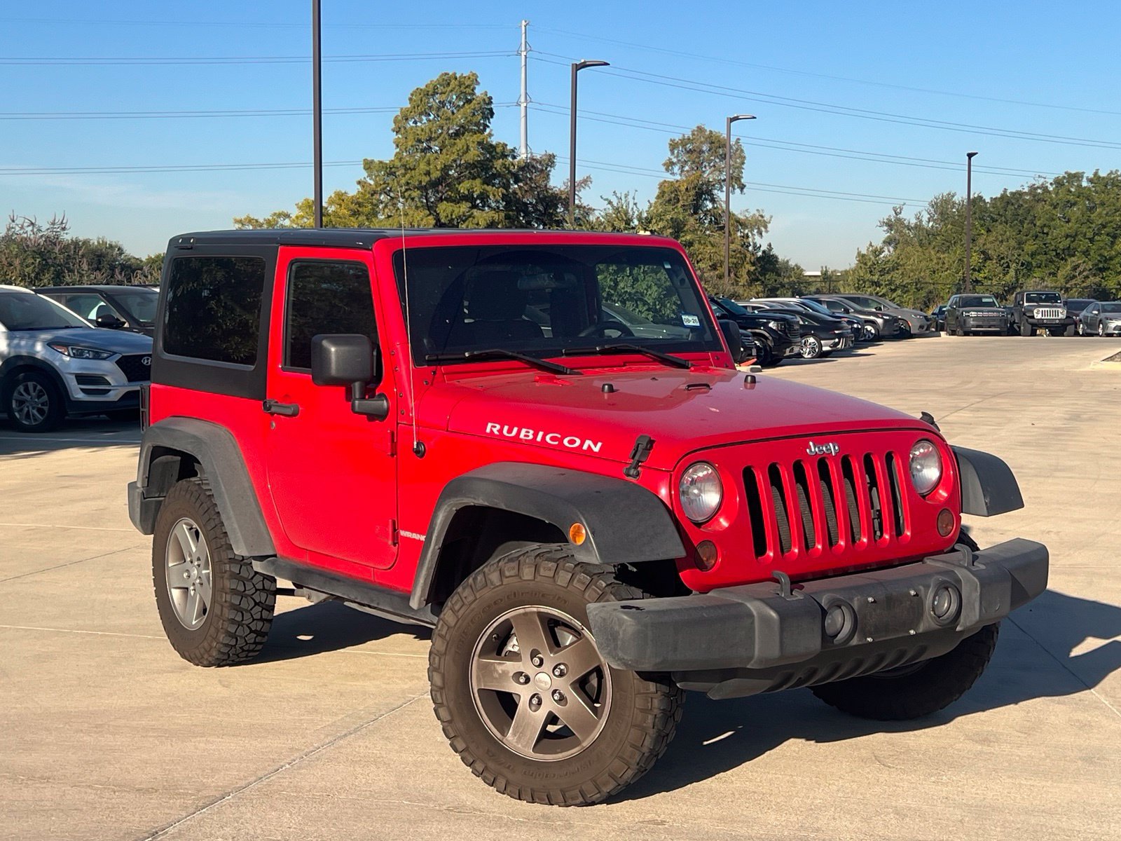 Used 2012 Jeep Wrangler Rubicon w/ PWR Convenience Group AWD/4WD image 1