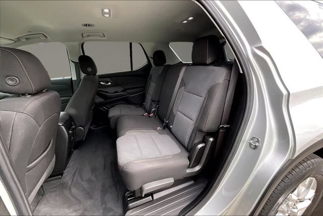 Used 2021 Chevrolet Traverse LS FWD image 23