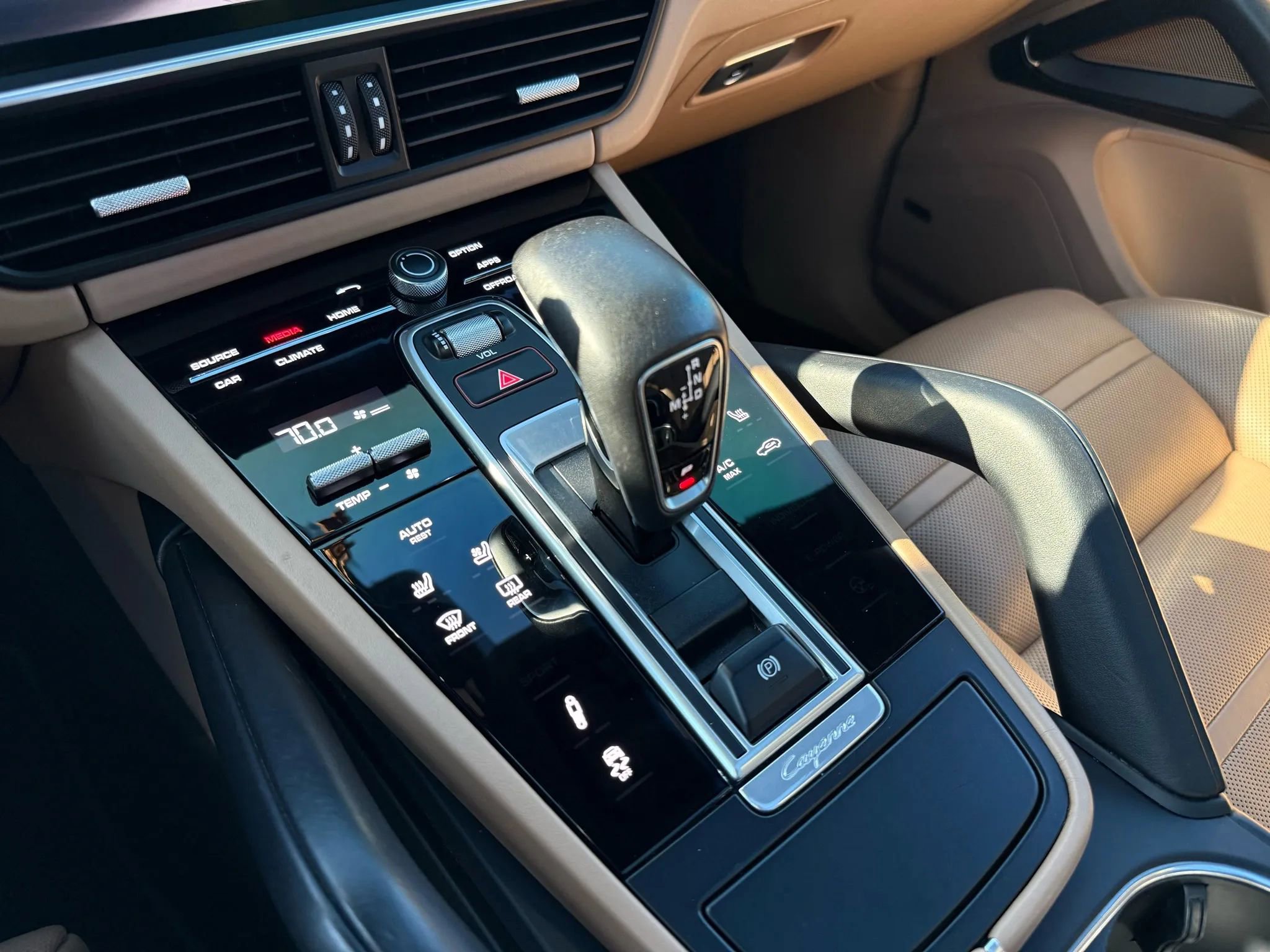 Used 2019 Porsche Cayenne S image 27