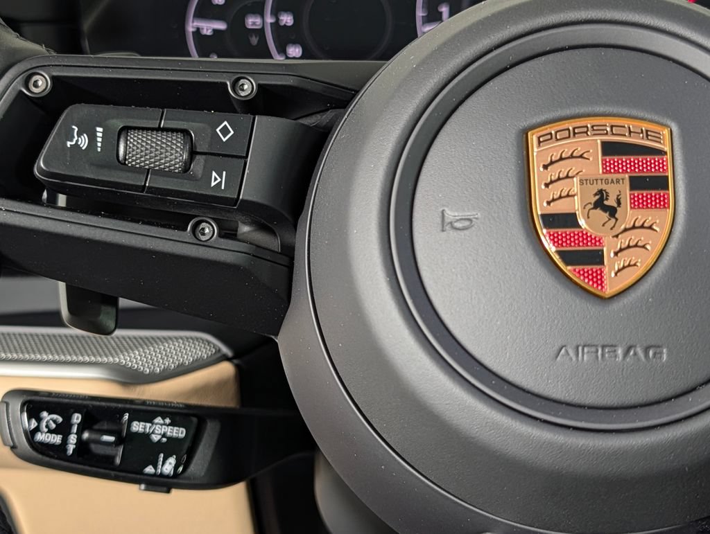 New 2026 Porsche Cayenne Coupe AWD/4WD image 38