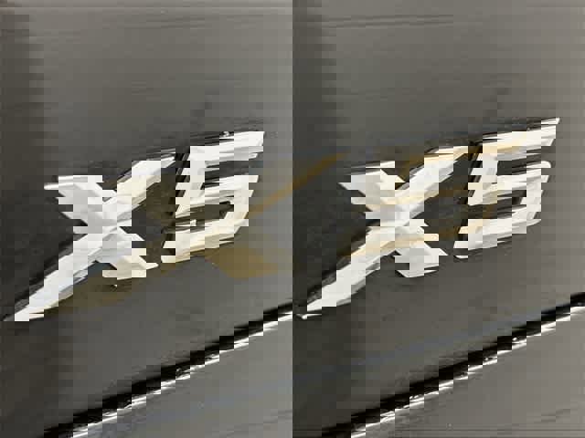 Used 2022 BMW X5 xDrive45e image 29