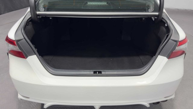 Used 2019 Toyota Camry SE w/ Convenience Package FWD image 34