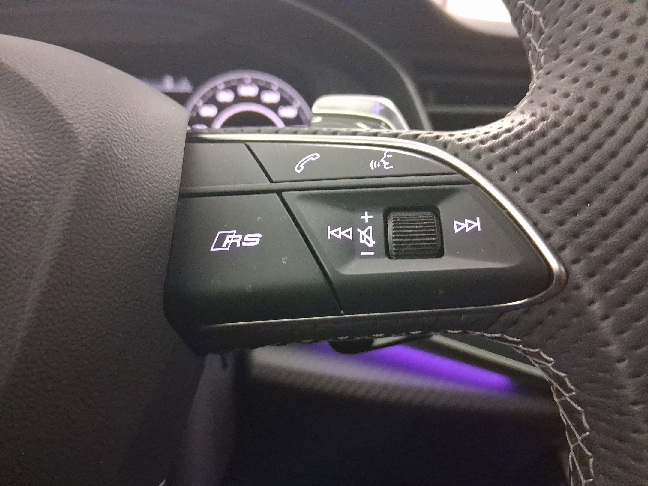 Used 2025 Audi RS Q8 performance image 22