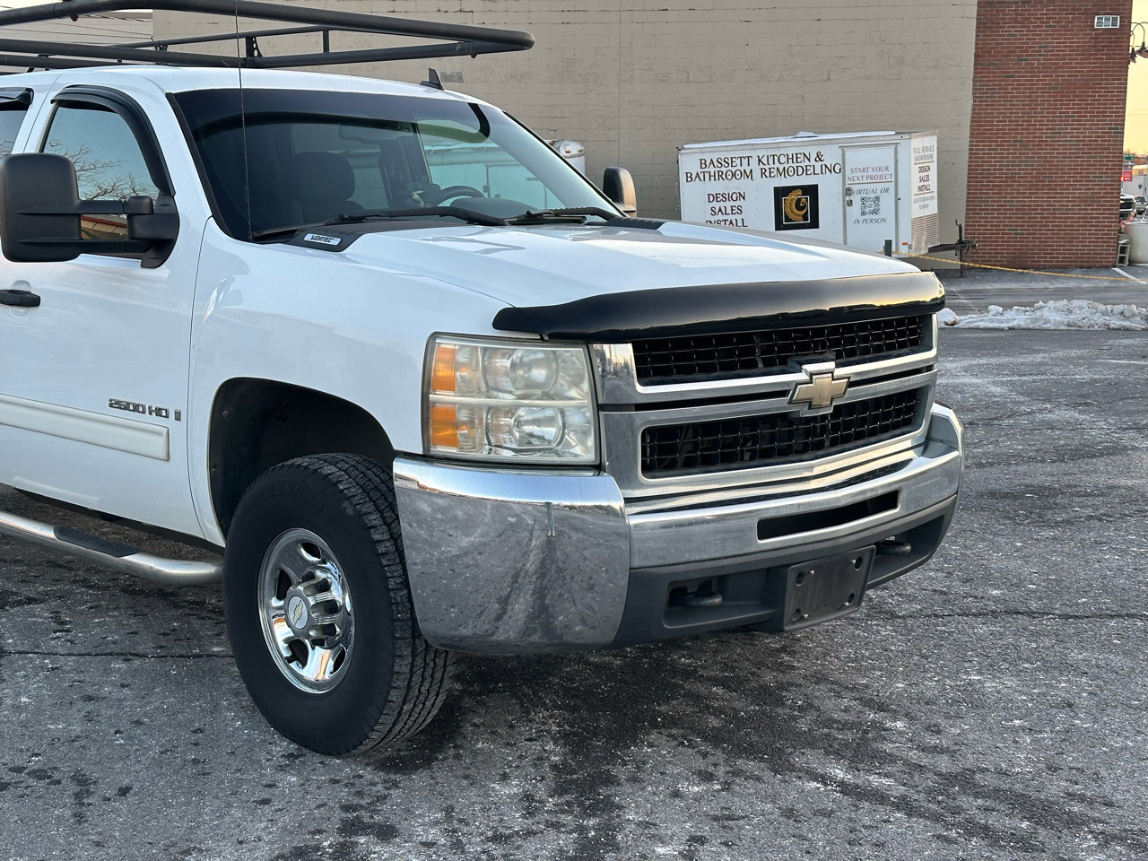Used 2009 Chevrolet Silverado 2500 LT w/ Suspension Package, Off-Road image 4