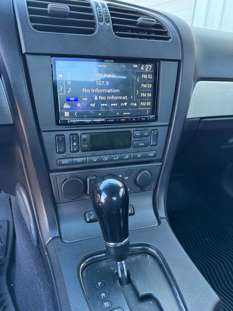 Used 2004 Ford Thunderbird image 5