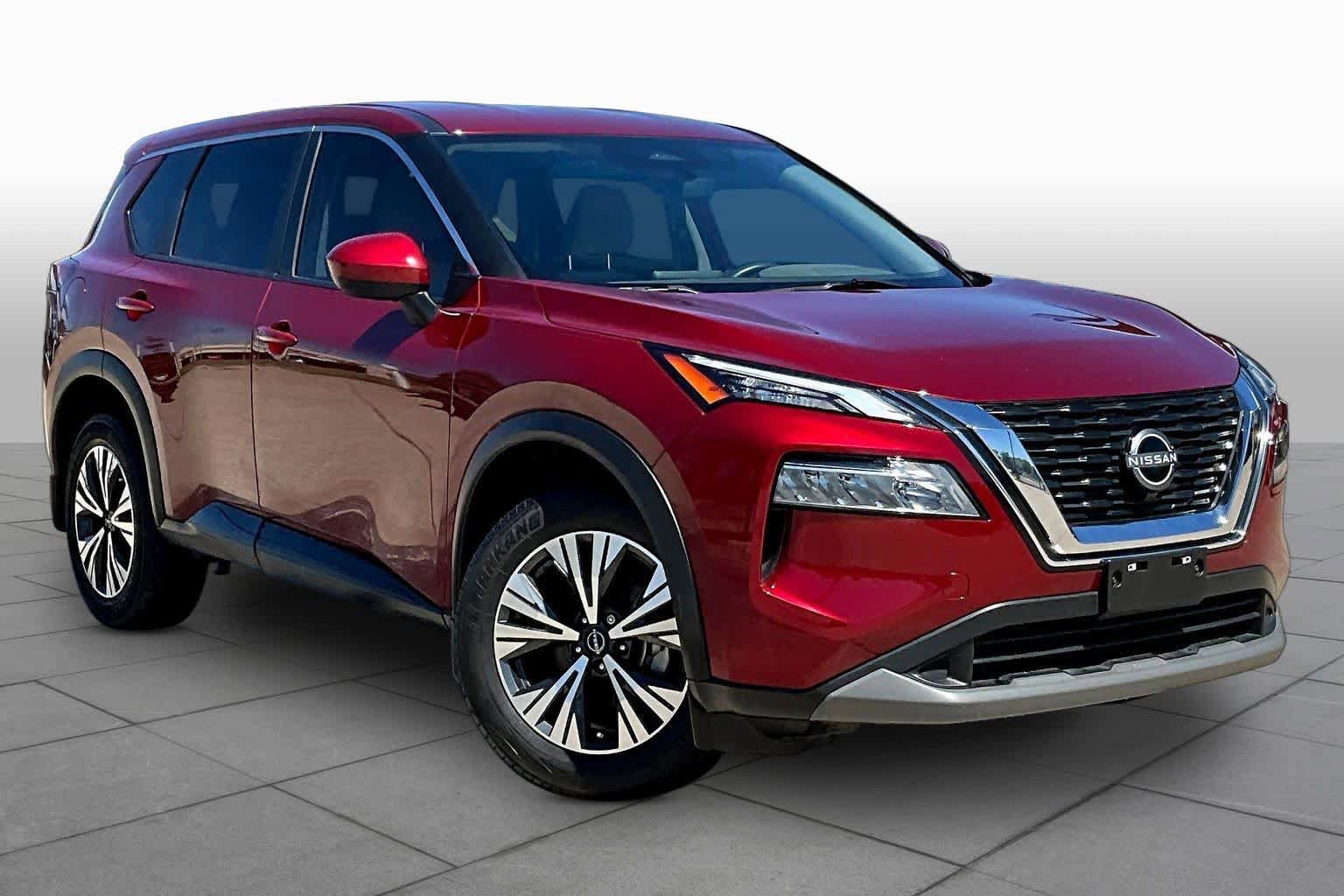 Used 2023 Nissan Rogue SV FWD image 3