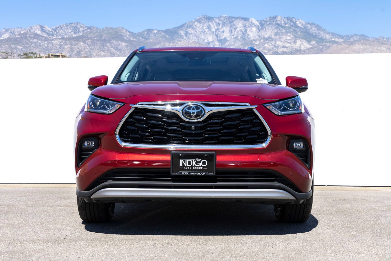 Used 2020 Toyota Highlander Platinum AWD/4WD image 4