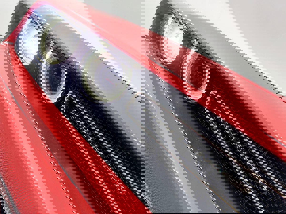 Used 2015 Dodge Challenger SXT w/ Driver Convenience Group RWD image 21