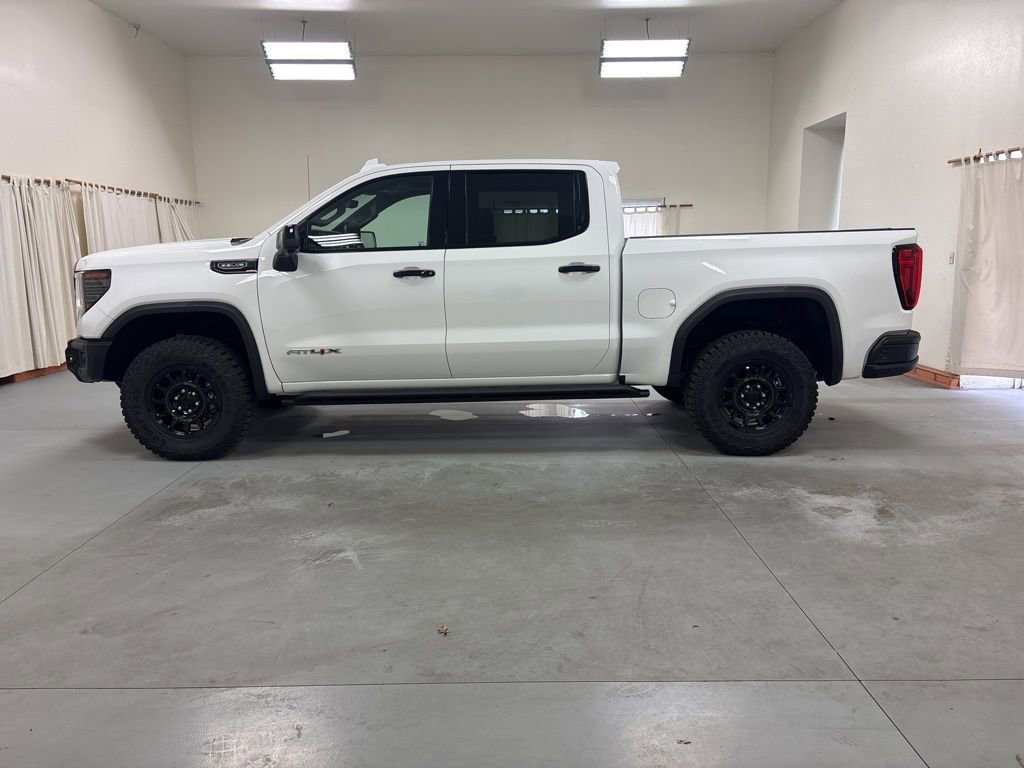 New 2024 GMC Sierra 1500 AT4X w/ AT4X AEV Edition AWD/4WD image 5