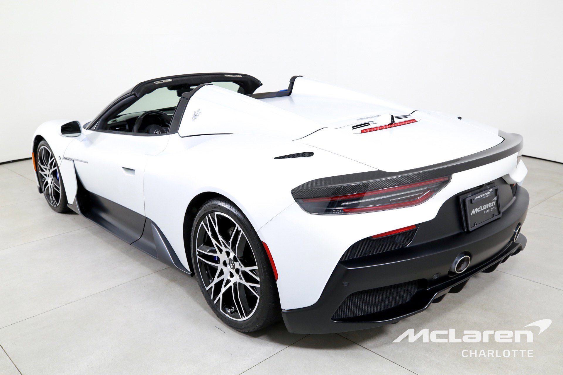 Used 2023 Maserati MC20 Spyder image 8