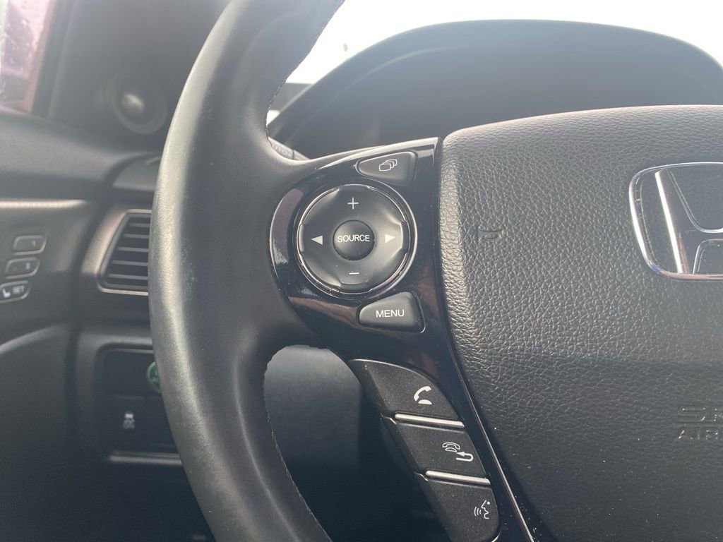 Used 2016 Honda Accord EX-L image 9