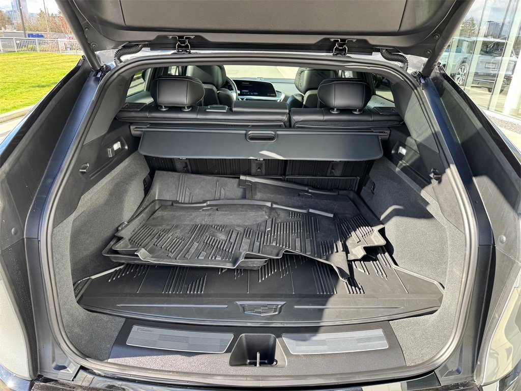 Used 2025 Cadillac Lyriq Sport image 45