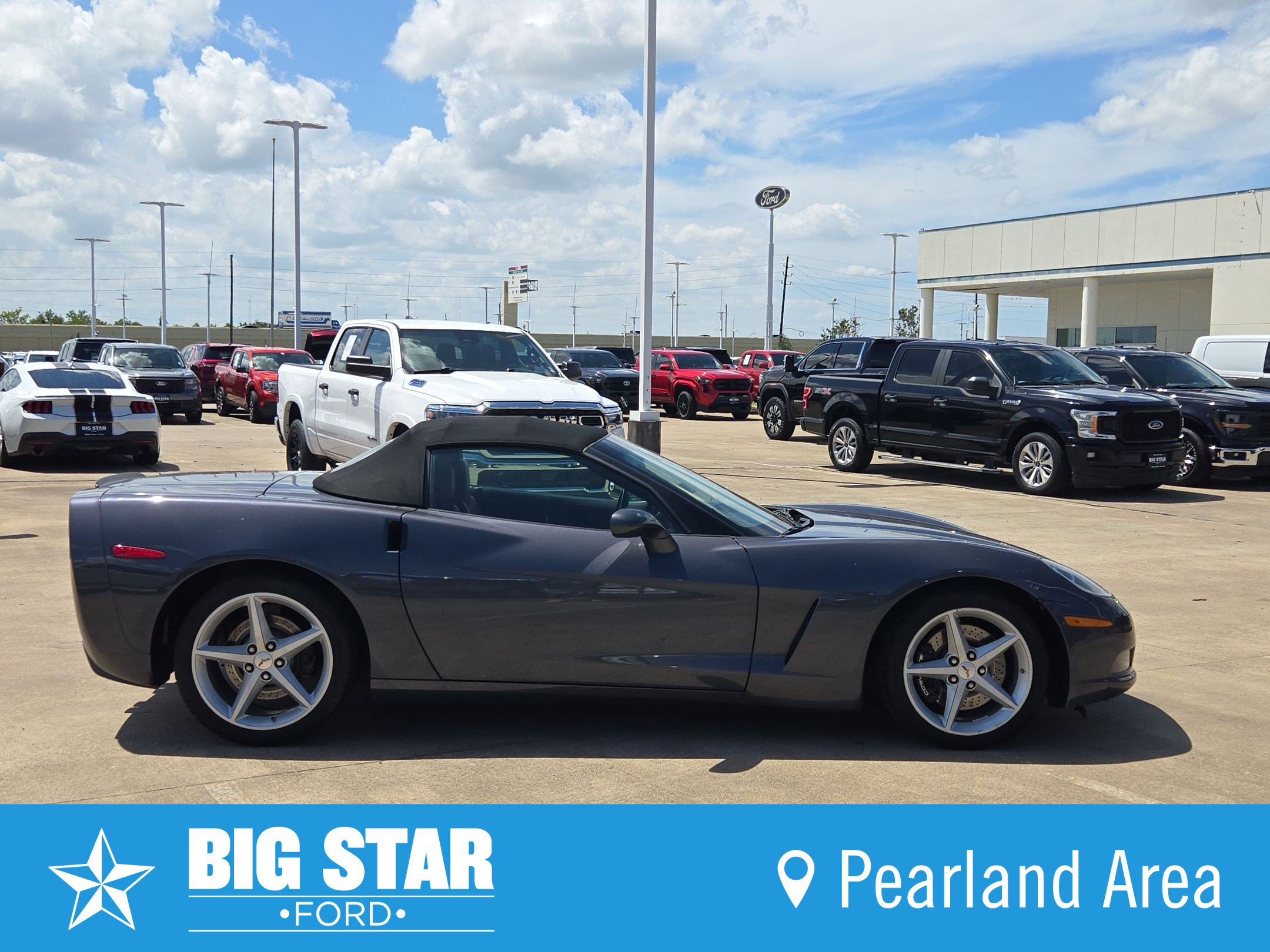 Used 2012 Chevrolet Corvette Convertible w/ 3LT Preferred Equipment Group RWD image 2