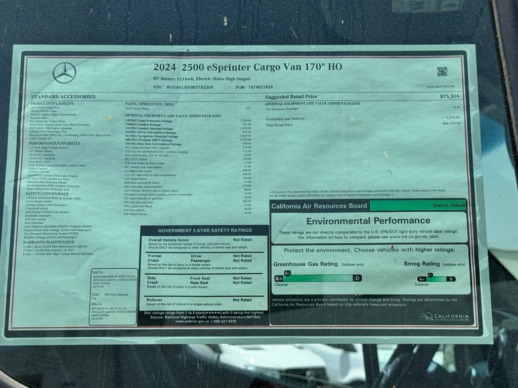 Used 2024 Mercedes-Benz eSprinter 170 Cargo image 3