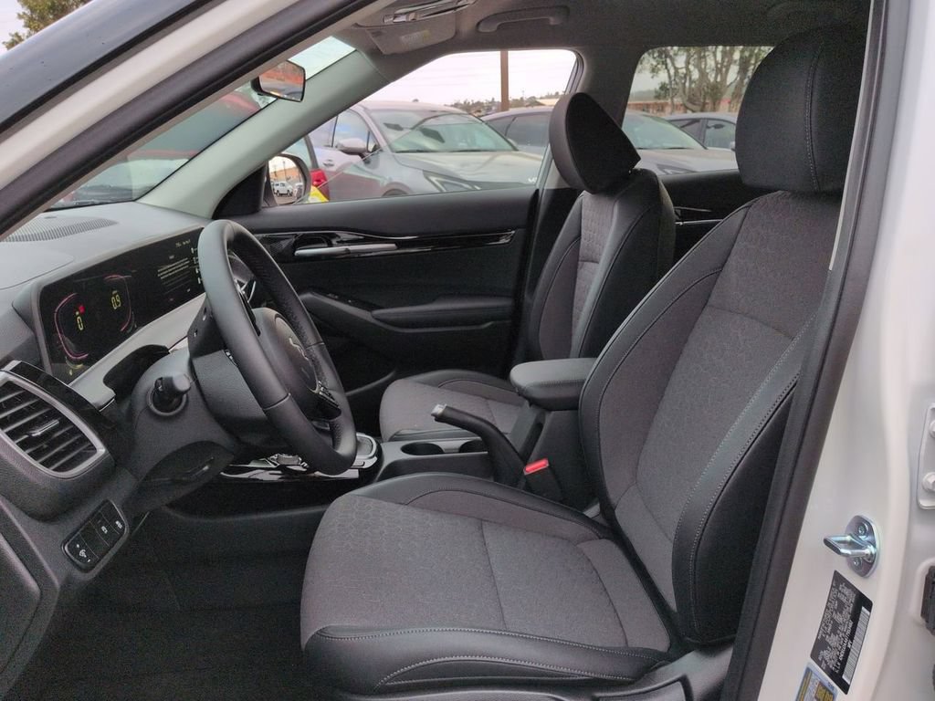 New 2026 Kia Seltos S FWD image 20