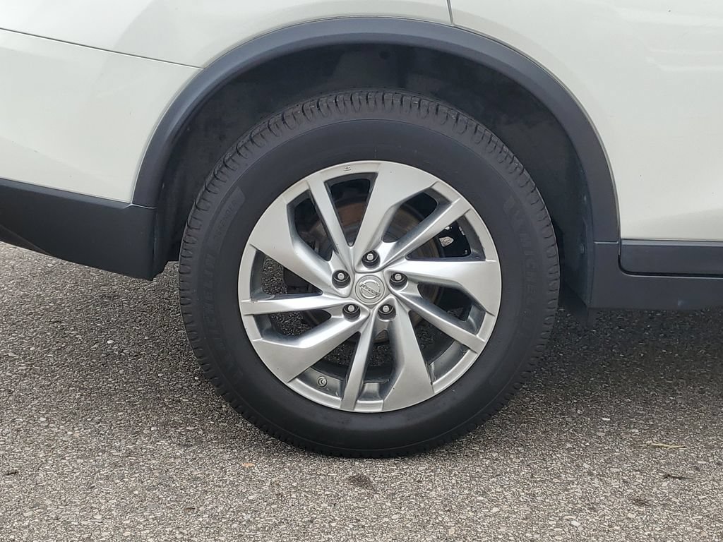 Used 2014 Nissan Rogue SL AWD/4WD image 5