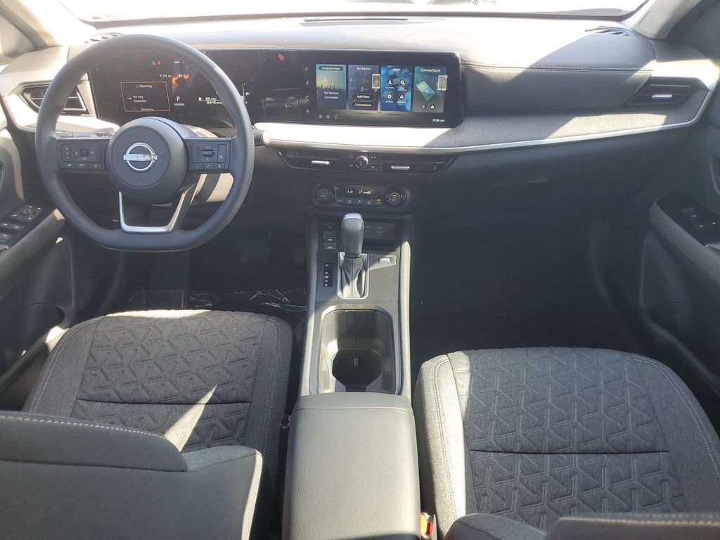 Used 2026 Nissan Kicks SV w/ Illumination Package FWD image 18