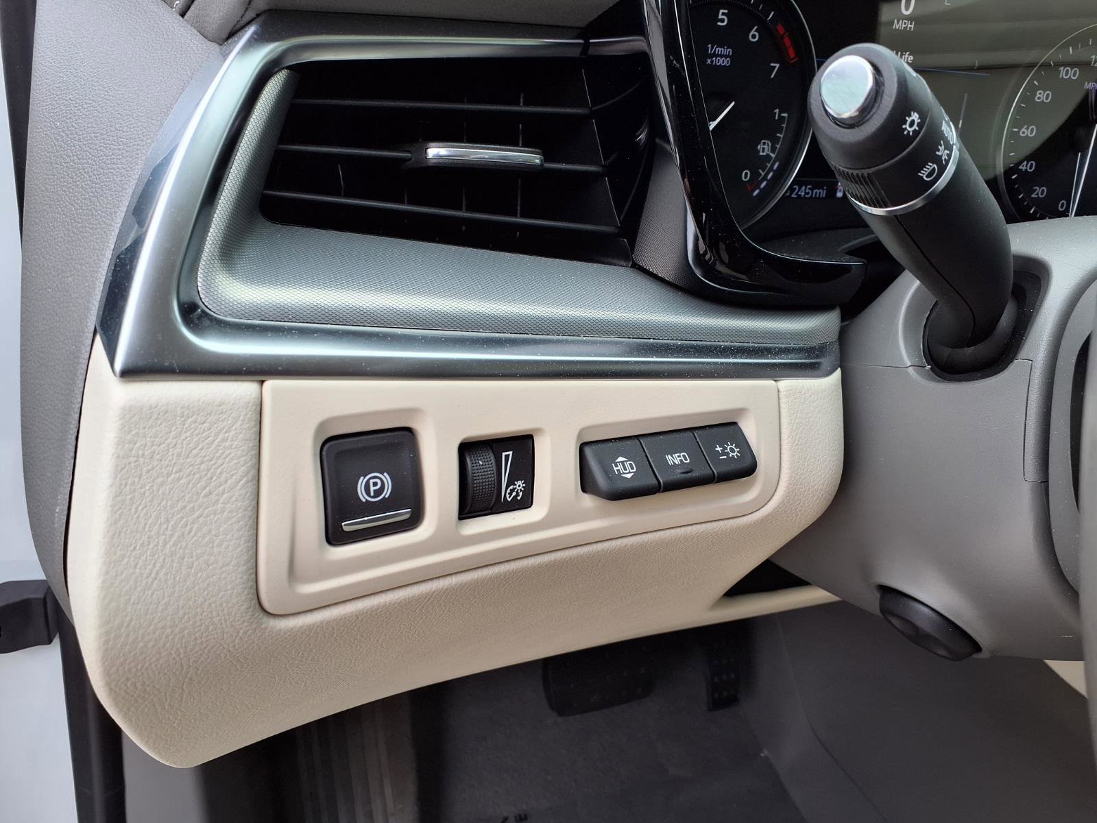 Used 2022 Cadillac XT5 Premium Luxury w/ Technology Package image 22