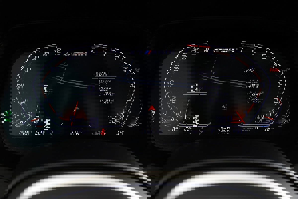 Used 2022 BMW X7 M50i w/ Executive Package image 23