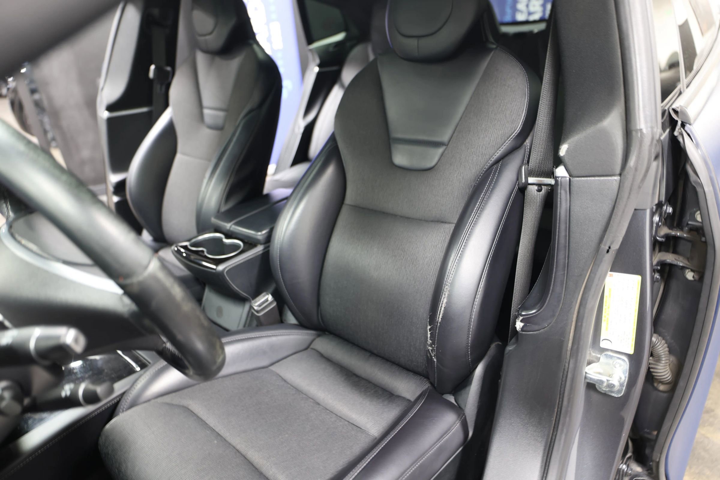 Used 2017 Tesla Model S 90D image 22