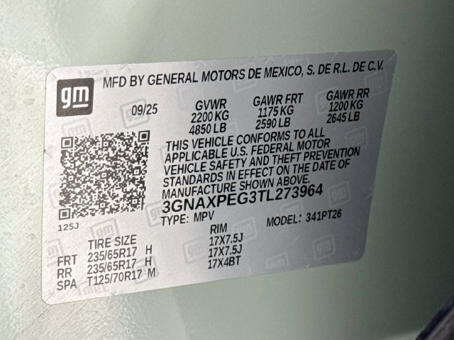 Used 2026 Chevrolet Equinox LT AWD/4WD image 32