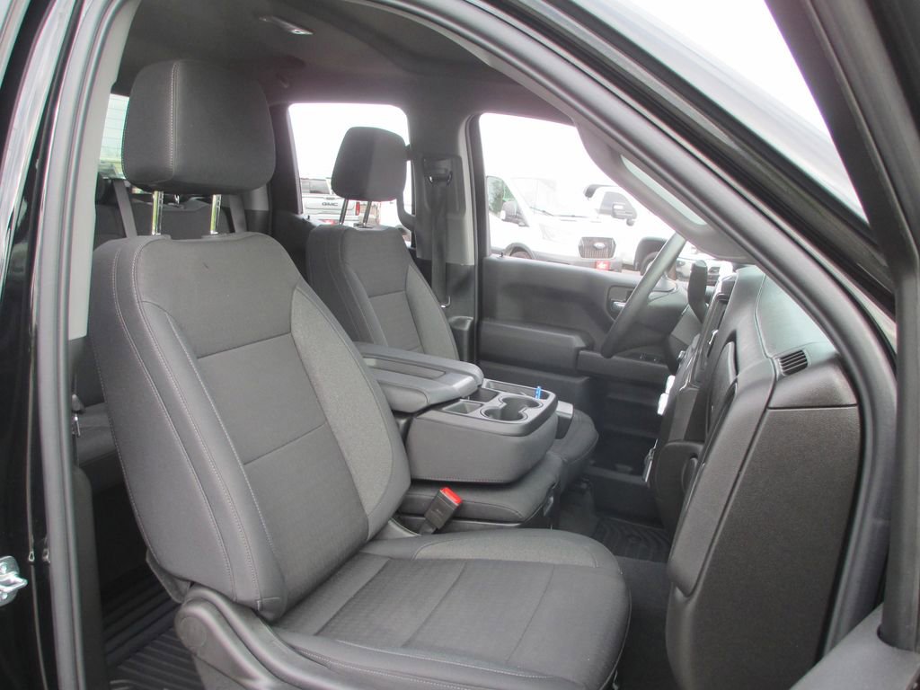 Used 2025 GMC Sierra 1500 Pro w/ Pro Value Package RWD image 19