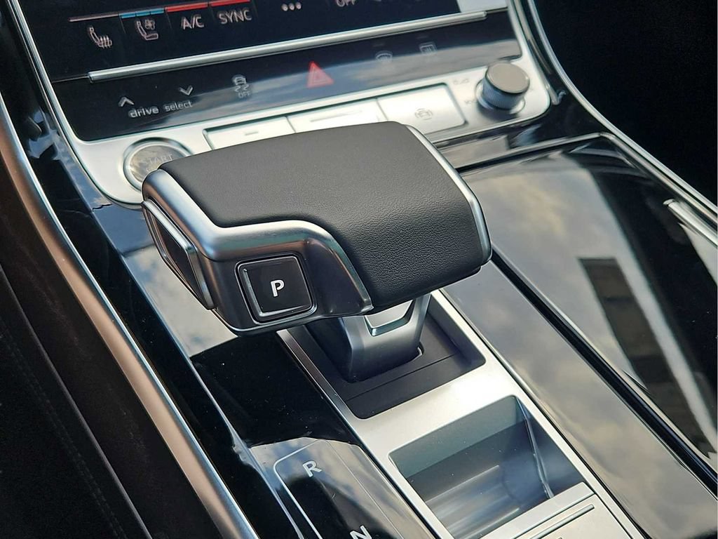New 2026 Audi A8 L 3.0T AWD/4WD image 19