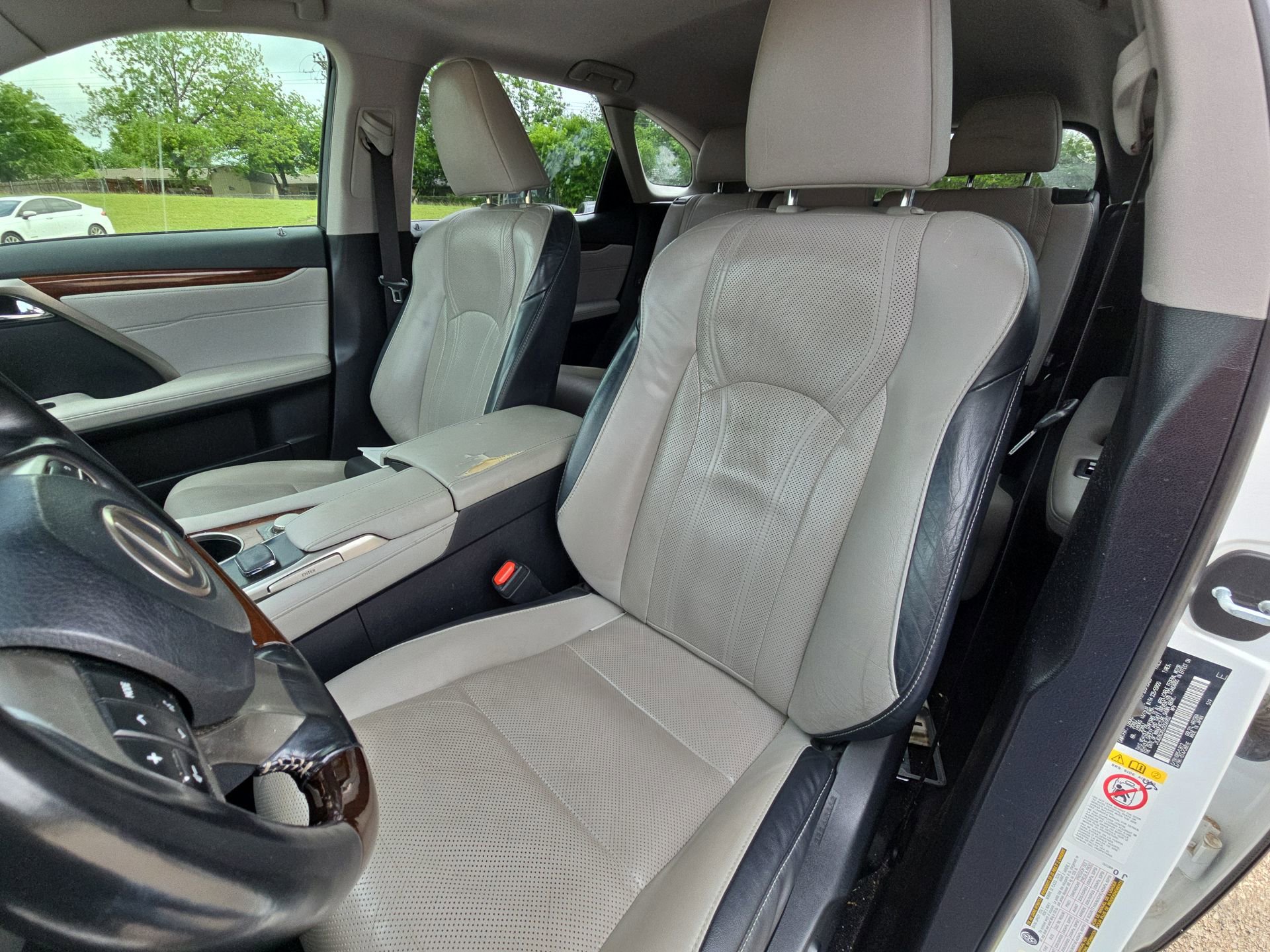 Used 2018 Lexus RX 350L FWD image 11