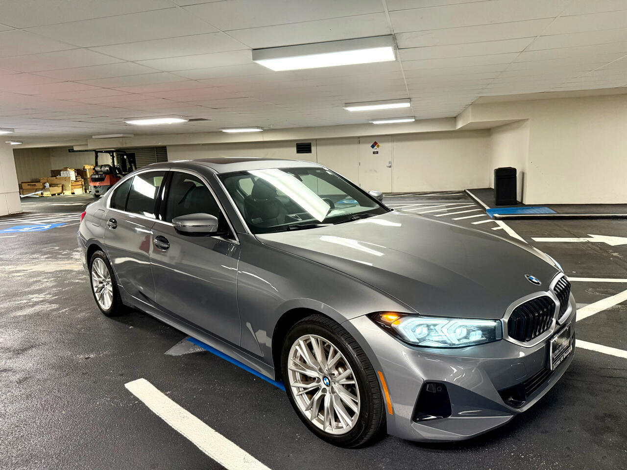Used 2024 BMW 330i xDrive Sedan w/ Convenience Package image 7