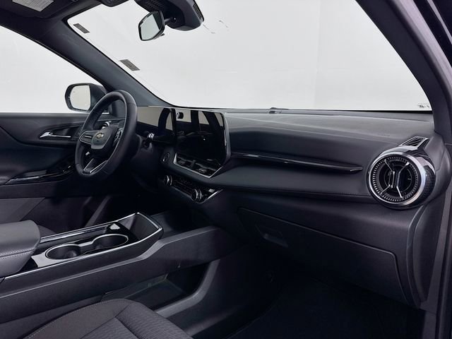 Used 2025 Chevrolet Equinox LT image 29