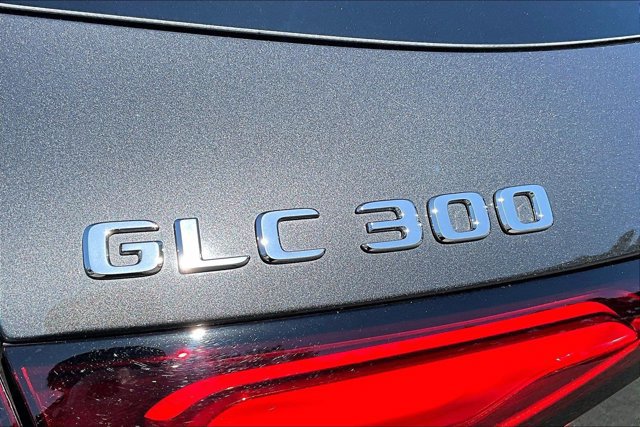 Used 2026 Mercedes-Benz GLC 300 4MATIC image 8