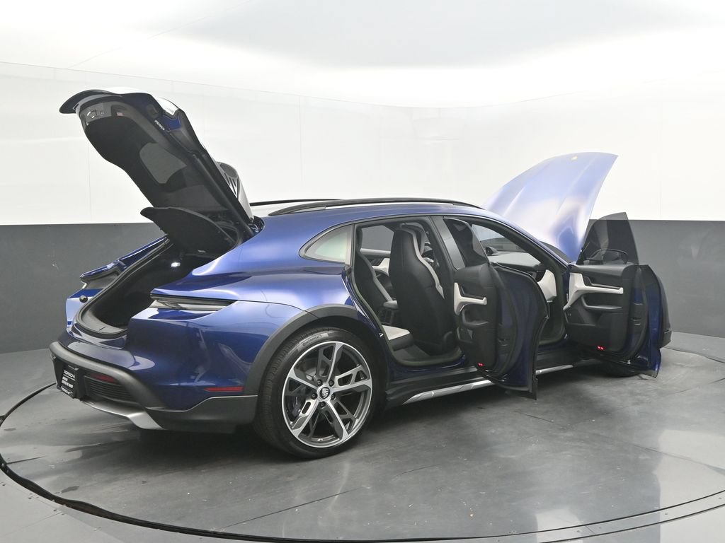 Certified 2023 Porsche Taycan 4 Cross Turismo AWD/4WD image 32