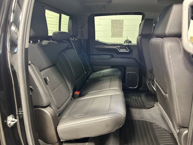Used 2023 Chevrolet Silverado 1500 LTZ w/ Technology Package AWD/4WD image 17