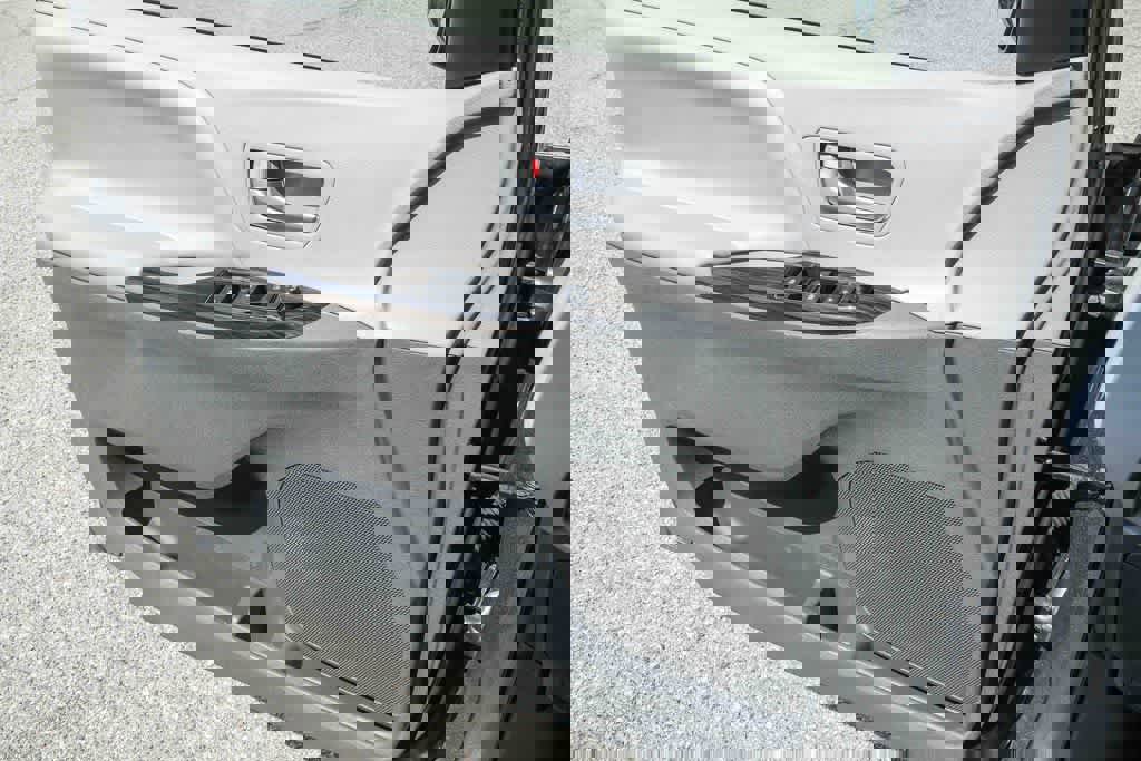 Used 2016 Toyota Sienna XLE image 26