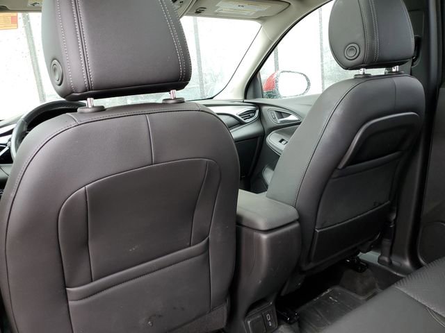 Used 2020 Buick Encore GX Essence w/ Experience Buick Package image 33