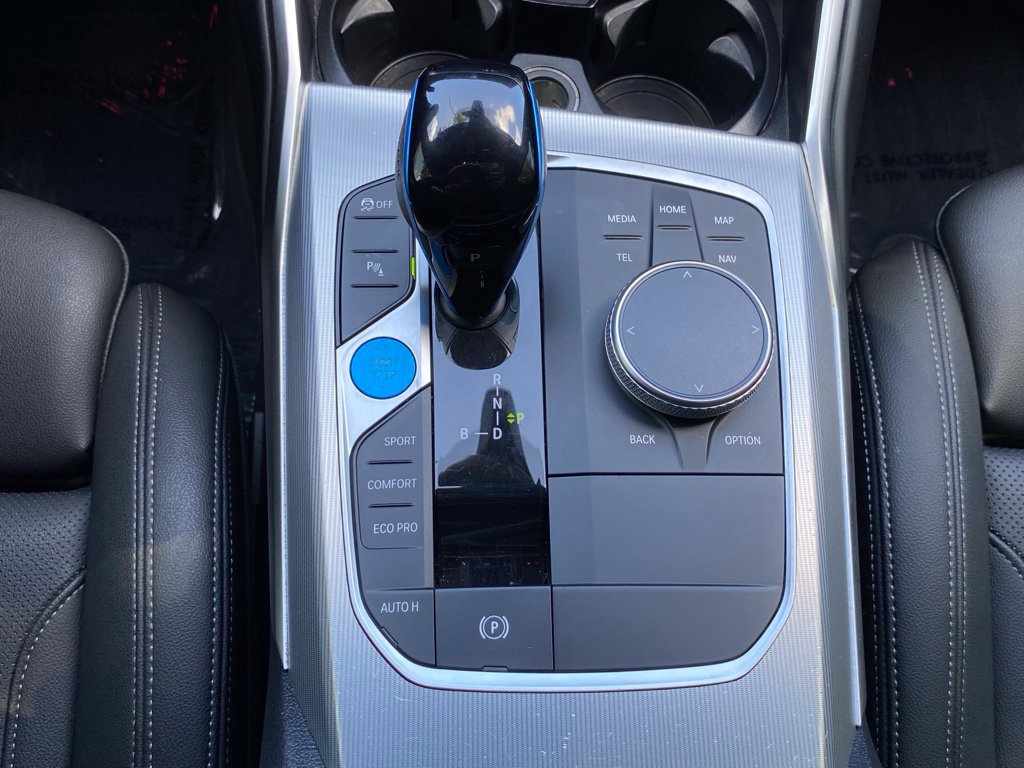 Used 2023 BMW i4 eDrive40 w/ Premium Package RWD image 25