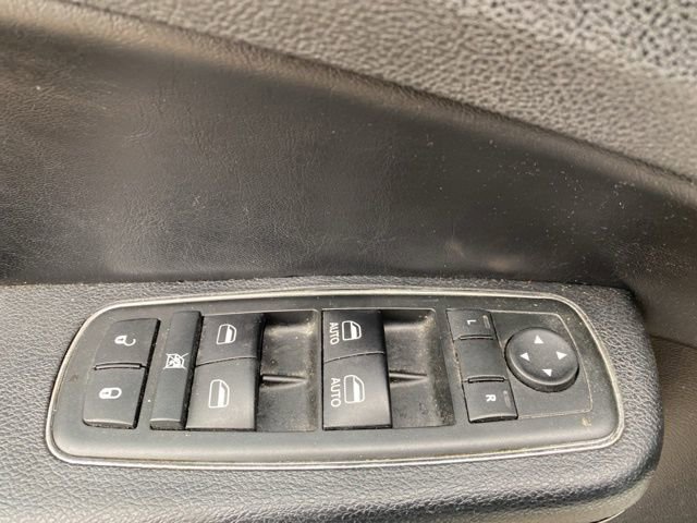 Used 2013 Chrysler 300 S image 24