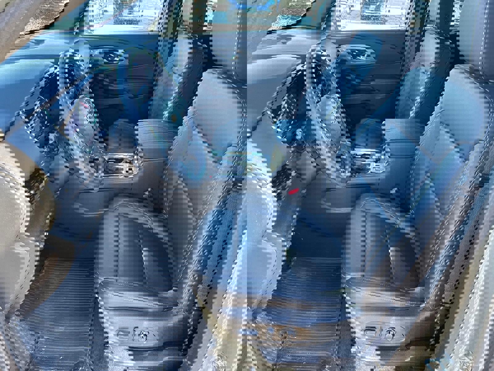 Certified 2023 Chevrolet Traverse LT image 5