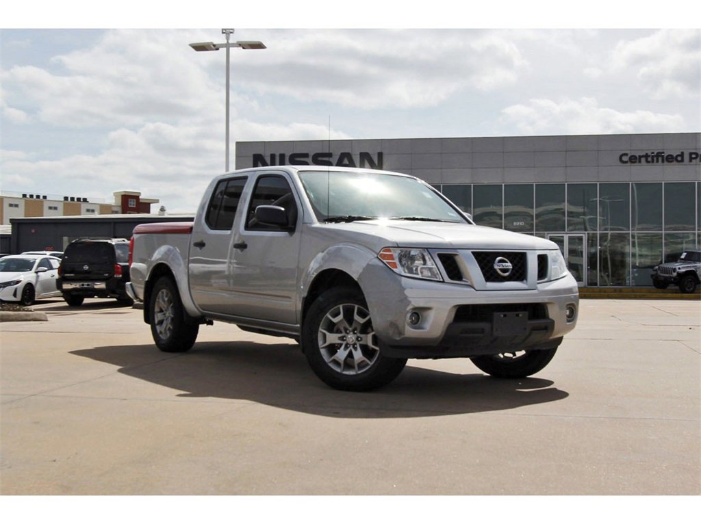 Used 2021 Nissan Frontier SV image 1