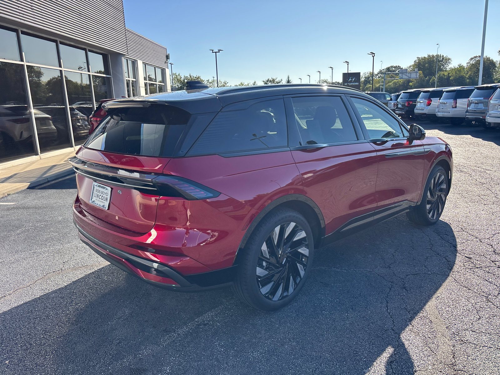 New 2026 Lincoln Nautilus Reserve w/ Jet Appearance Package AWD/4WD image 7