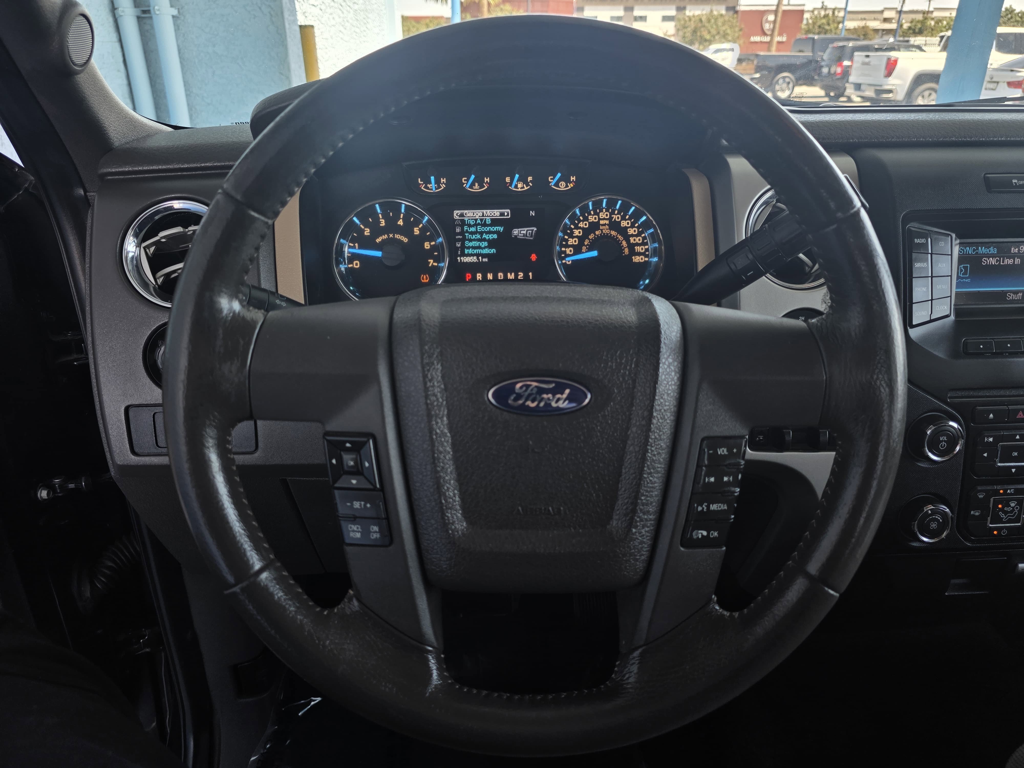 Used 2013 Ford F150 XLT w/ Luxury Equipment Group AWD/4WD image 12