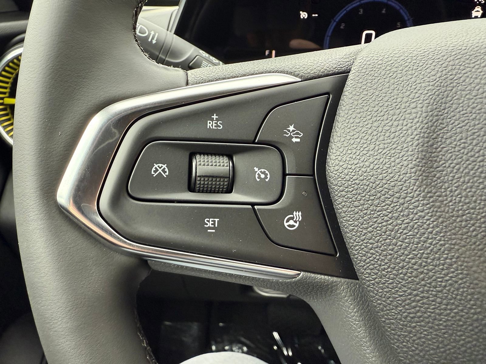 New 2026 Chevrolet Trax LT FWD image 33