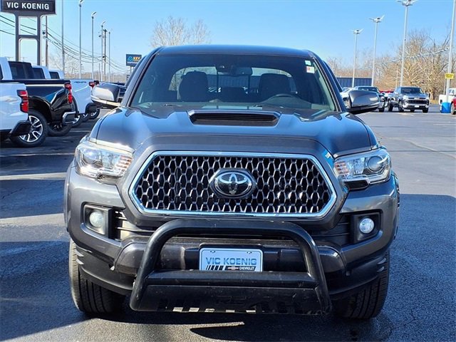 Used 2019 Toyota Tacoma TRD Sport image 24
