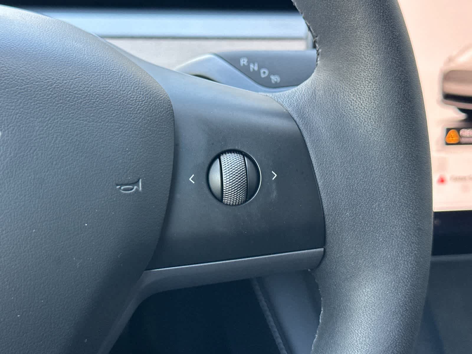 Used 2024 Tesla Model Y Long Range image 27